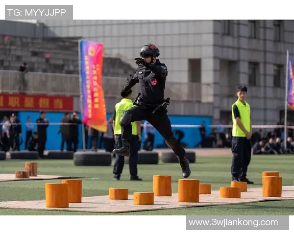 重庆网球队心理素质提升之路:聚焦运动员心理健康与竞技表现 重庆网球队心理素质提升之路:聚焦运动员心理健康与竞技表现